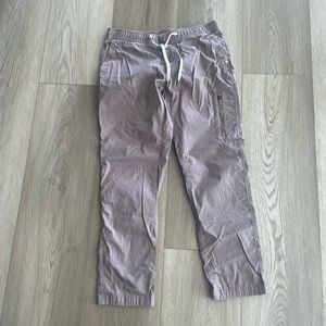 listing-status-banner